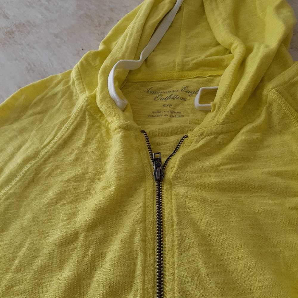American Eagle Light  Zip up